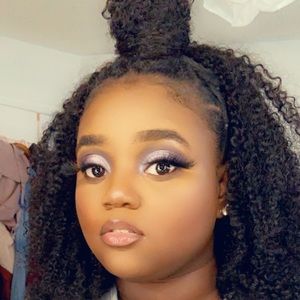 Meet your Posher, Krystalyn